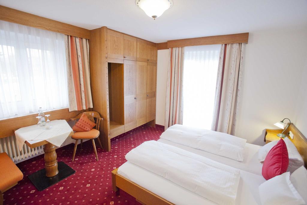 Gaestehaus Birkenhof Oberstdorf Rum bild
