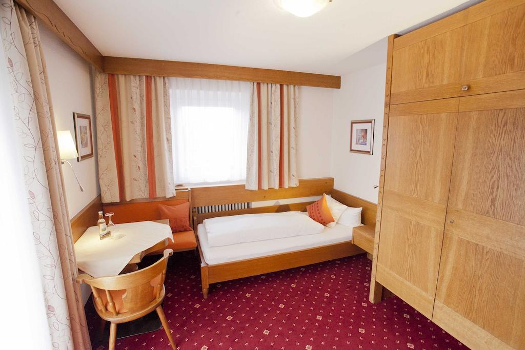 Gaestehaus Birkenhof Oberstdorf Rum bild